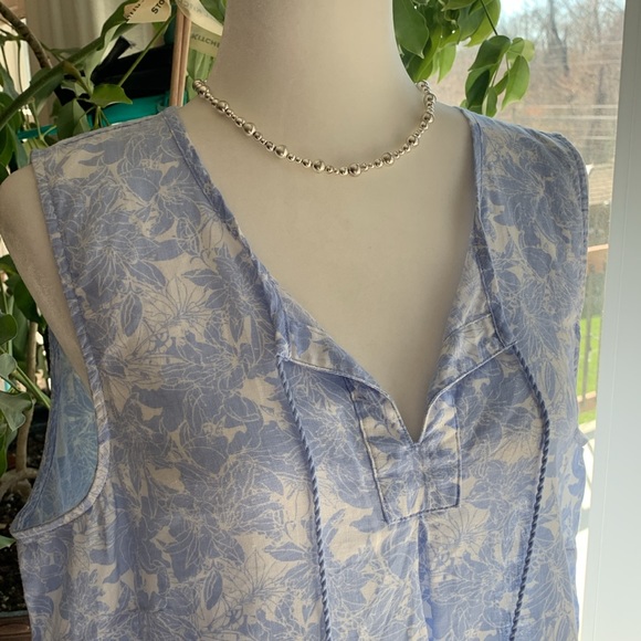 ELLEN TRACY Women's Sleeveless V-Neck Blouse - Engraving Stripe Print, Small, 100% Polyester - View #5